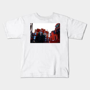 "Campiello drio ca memo" in Venice Kids T-Shirt